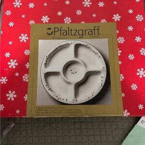 NWT NIB PFLATZGRAFF Vintage Winterberry 5 section serving platter. Appys Snacks